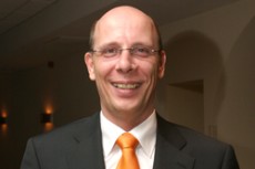 Stompe als Moderator im TV