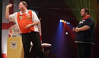 Raymond van barneveld gewinnt masters of darts 2007 02