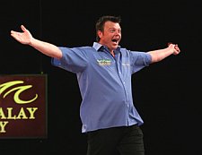 Wird chris mason ende des jahres mit dem dartsport aufhoeren 2007 06