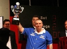 Phil taylor gewinnt das 1 gdc pro tour event 2008 in bad soden 2008 03