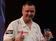 Alan tabern gewinnt die north west players championship in wigan 2008 03