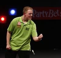Michael van gerwen nun doch fuer den grand slam of darts nominiert 2008 04 14