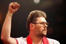 Martin adams gewinnt zum 7 mal den british pentathlon 2008 06 23