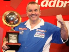 Phil taylor ist zum 15 mal pdc dart weltmeister 2010 01 03