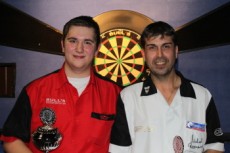 Kevin muench und stefanie lueck sind neue deutsche dart meister 2010 2010 03