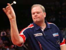 Premier league darts 2010 raymond van barneveld glaubt an seine neuen darts 2010 03 17