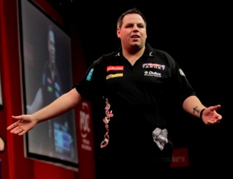 Pdc dart wm 2012 halbfinale adrian lewis und andy hamilton kaempfen sich ins finale 2012 01