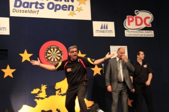 Pdc european darts open in duesseldorf tag 1 2012 07