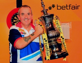 Phil taylor gewinnt das world matchplay darts 2012 2012 07 29