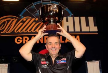 Phil taylor gewinnt seinen fuenften grand slam of darts titel 2013 11