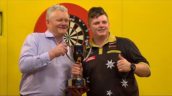 Corey cadby ist pdc jugend weltmeister 2016 2016 11
