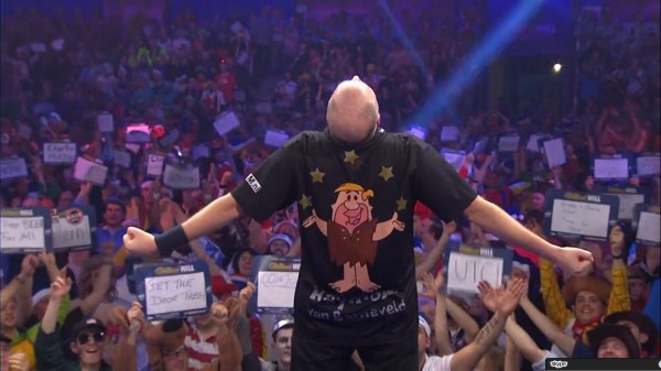 Pdc dart wm 2017 2 runde tag 10 abend barney stark taylor im glueck van gerwen uebersteht krimi 2016 12