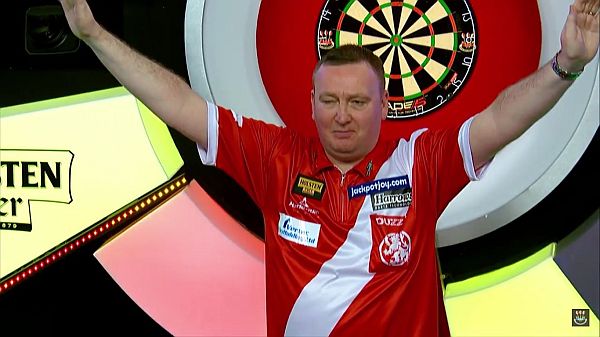Bdo lakeside world professional championships 2017 tag 1 durrant und gulliver starten erfolgreich 2017 01