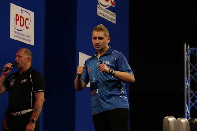 Development tour 2017 turniere 1 2 humphries und van den bergh zu beginn erfolgreich 2017 02