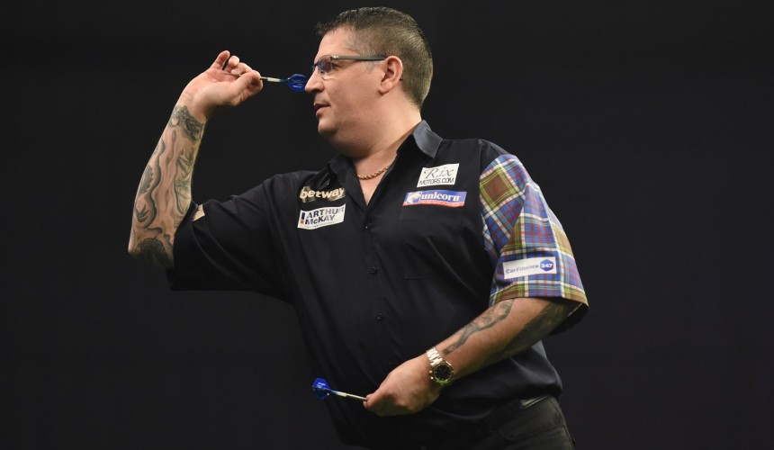 Premier league 2017 13 spieltag lewis unter beschuss anderson trumpft auf 2017 04 27