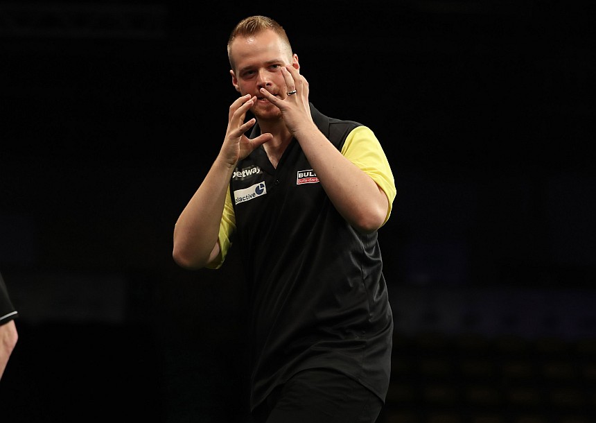 European darts matchplay 2017 tag 1 kein deutscher uebersteht auftakt auch lewis ausgeschieden 2017 06 09