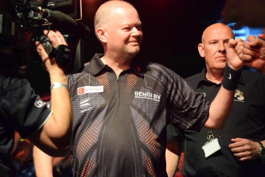 Perth darts masters 2017 tag 2 van barneveld gewinnt gegen taylor 2017 08 26