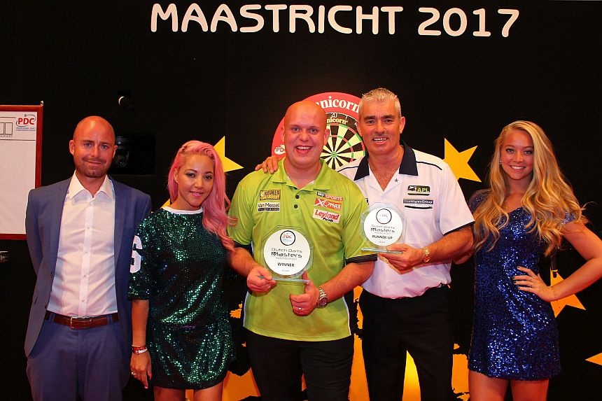 4 sieg in folge michael van gerwen gewinnt dutch darts masters 2017 2017 09