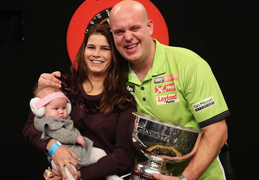 Michael van gerwen feiert hattrick beim grand slam of darts 2017 11 19