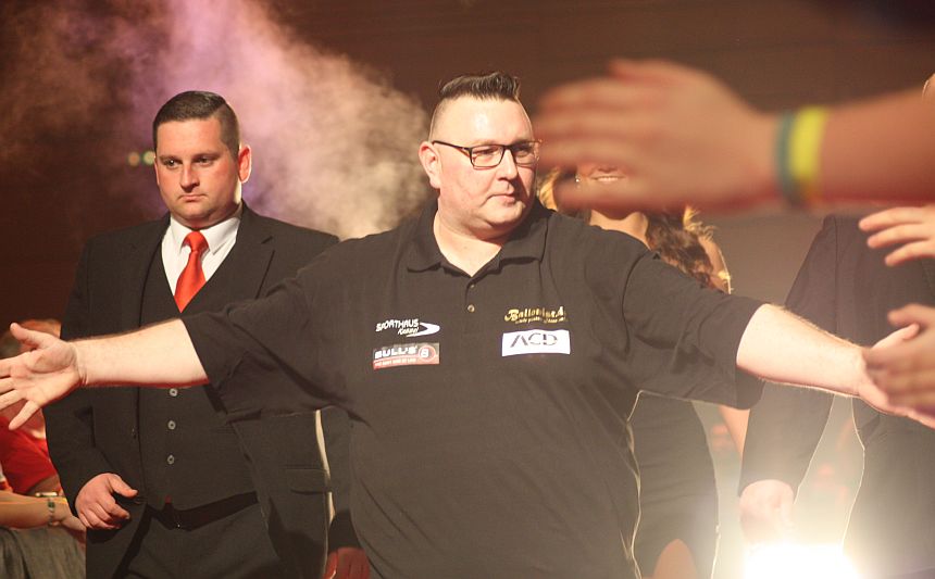Dutch darts masters horvat uebersteht auftakt wade und lewis ausgeschieden 2018 05 11