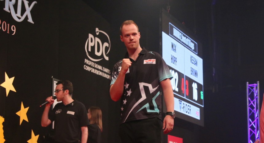 German darts grand prix hopp und suljovic seite an seite ins viertelfinale 2019 04