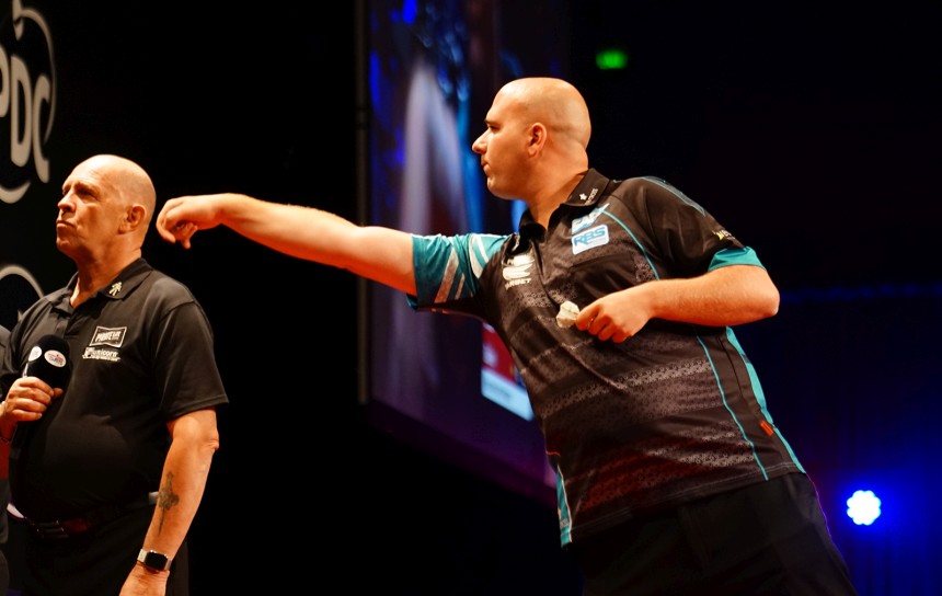 Nz darts masters whitlock scheitert van gerwen siegt gluecklich 2019 08