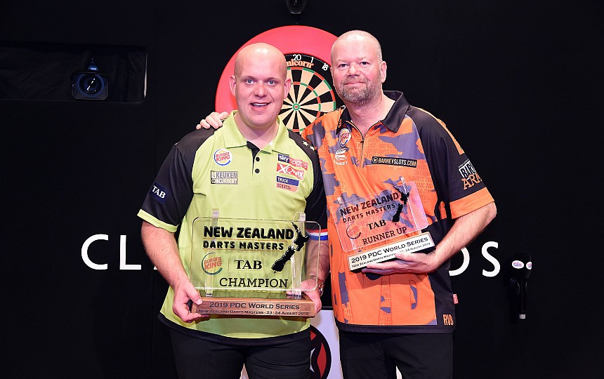 Michael van gerwen gewinnt premiere der nz darts masters 2019 08