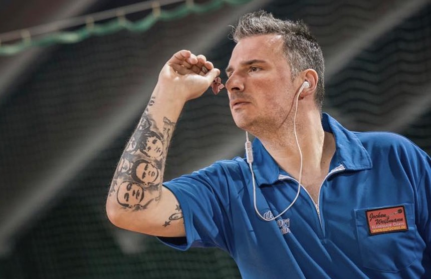 World masters schnier schlaegt titelverteidiger trotz auslosungschaos 2019 10 23