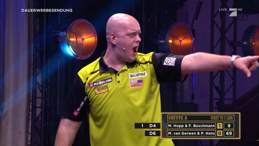 Michael van gerwen pascal hens gewinnen promi darts wm 2020 2020 01