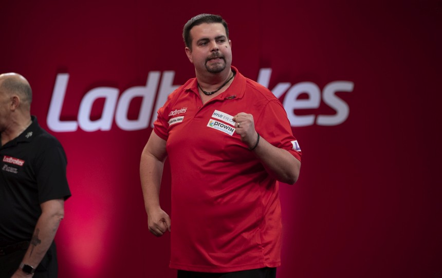 Players championship brillanter aspinall stuermt zum titel clemens im halbfinale 2020 02