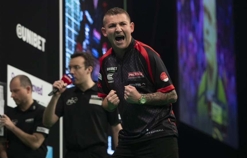 Premier league van gerwen stolpert gegen aspinall durrant uebernimmt die spitze 2020 02