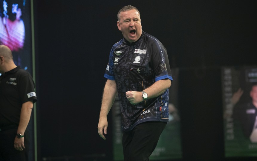 Premier league durrant zurueck an der spitze cross neues schlusslicht 2020 08