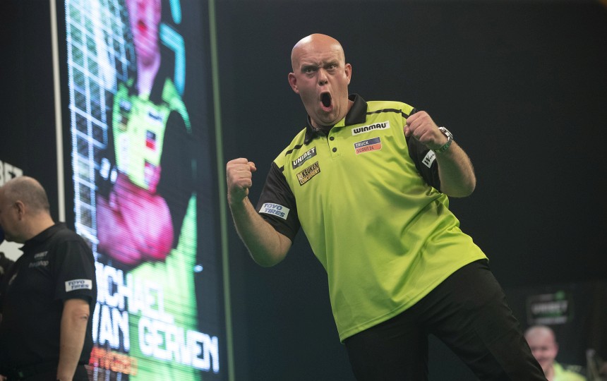 Premier league van gerwen bleibt im rennen play off kampf spitzt sich zu 2020 09