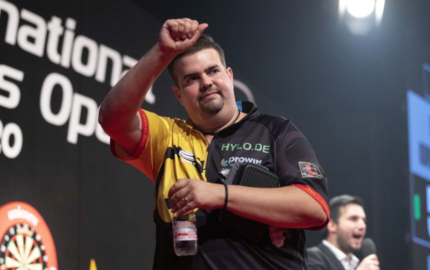 Grand slam perfekter start fuer clemens price ueberlebt suzuki schreck 2020 11 17