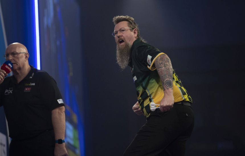 Dart wm 2021 whitlock uebersteht hochklassiges match lewis scheitert an baggish 2020 12