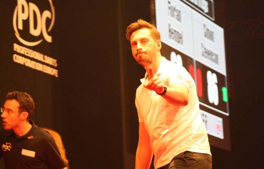 Hungarian darts trophy hempel siegt dramatisch lewis scheitert 2021 09 03