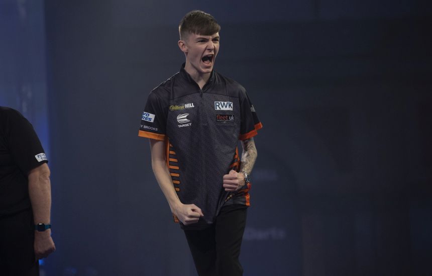 Uk development tour brooks mit zwei siegen zur tourcard und wm 2021 11