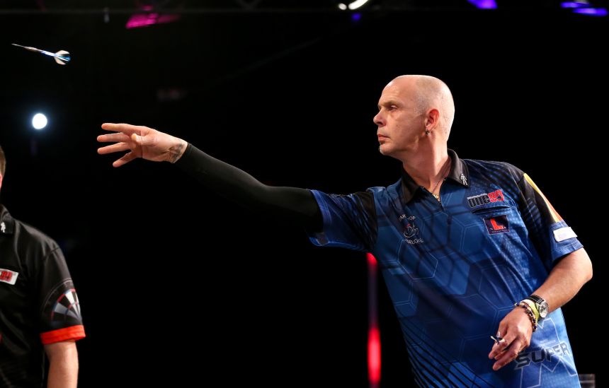 Wdf wm qualifier vandenbogaerde und zwei deutsche jugendliche spielen im lakeside 2021 12 05