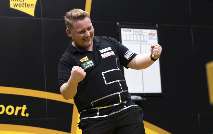 German darts grand prix schindler nicht zu stoppen 2022 04 18