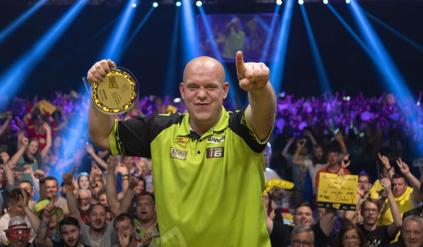 Michael van gerwen triumphiert auch in leverkusen 2022 05