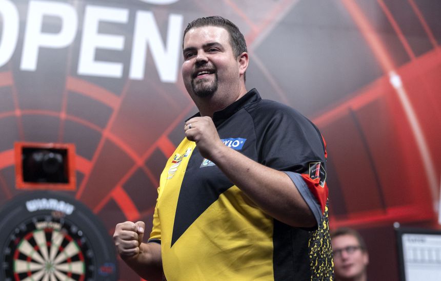 Gibraltar darts trophy clemens und alle drei oesterreicher weiter 2022 10 14