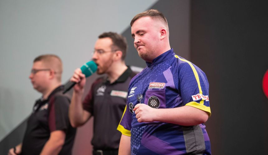 Development tour littler und van veen siegen zwei deutsche im achtelfinale 2023 04 01