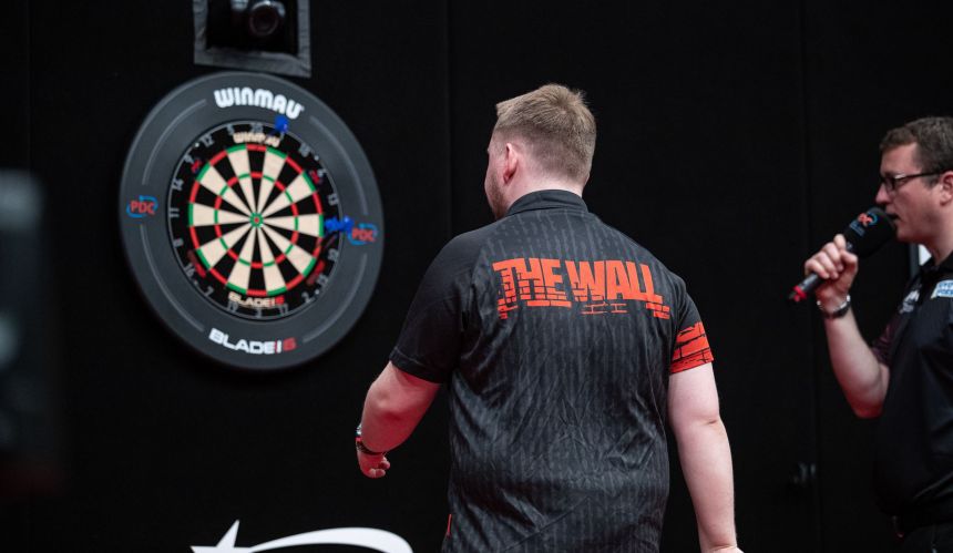 Dutch darts championship schindler scheitert an van gerwen wright dreht auf 2023 04