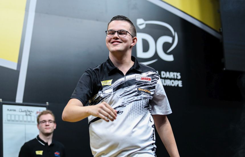 Development tour van veen und littler siegen zum abschluss gruellich im halbfinale 2023 08