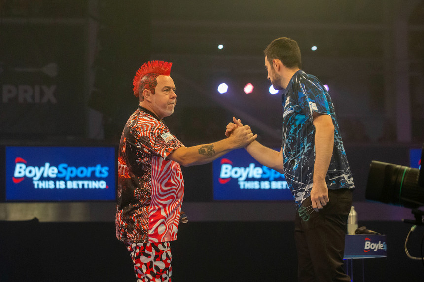 World grand prix wright vergibt matchdarts und unterliegt humphries 2023 10 07