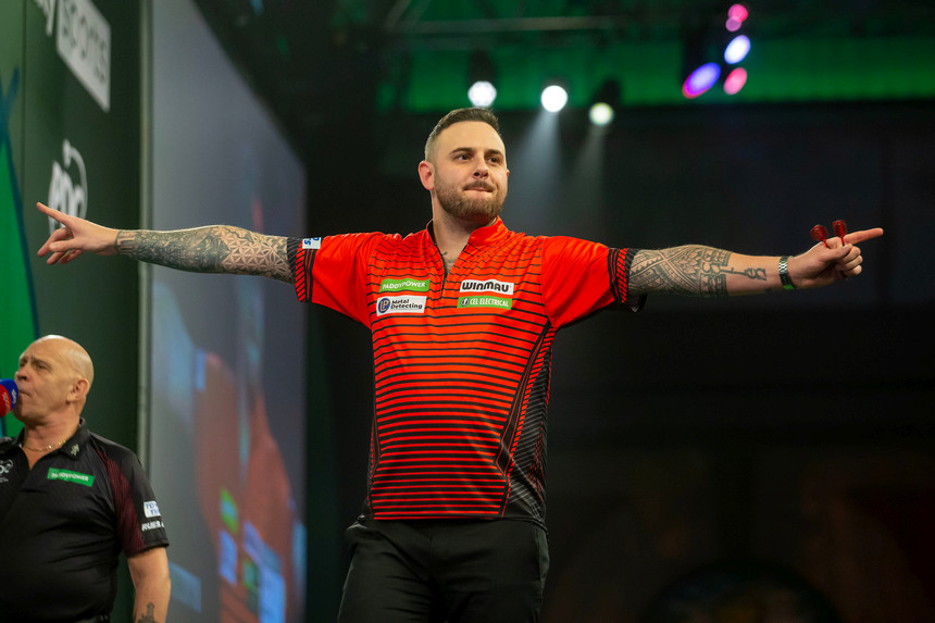 Dart wm 2024 cullen bezwingt searle dobey gewinnt top duell gegen ross smith 2023 12