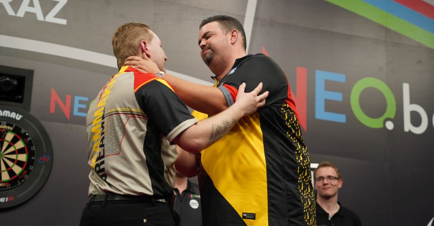 Dutch darts championship van den bergh schlaegt clemens erneut barney und cullen raus 2024 05