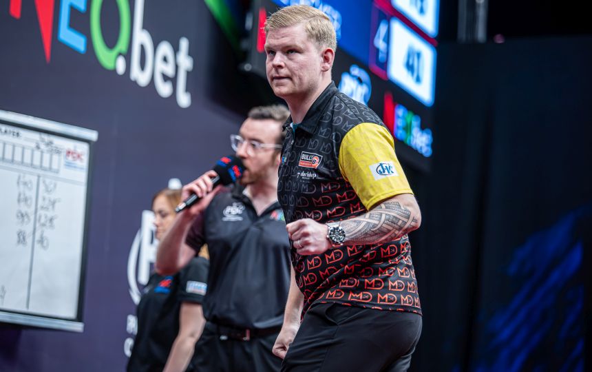 Flanders darts trophy de decker in runde 2 van den bergh scheitert 2024 09