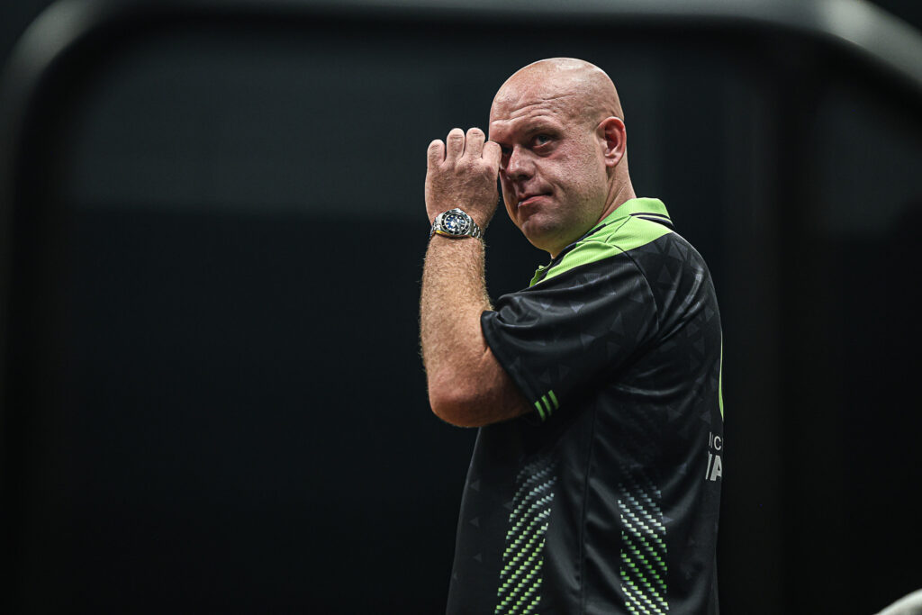 Et 10 evening michael van gerwen v gian van veen 13