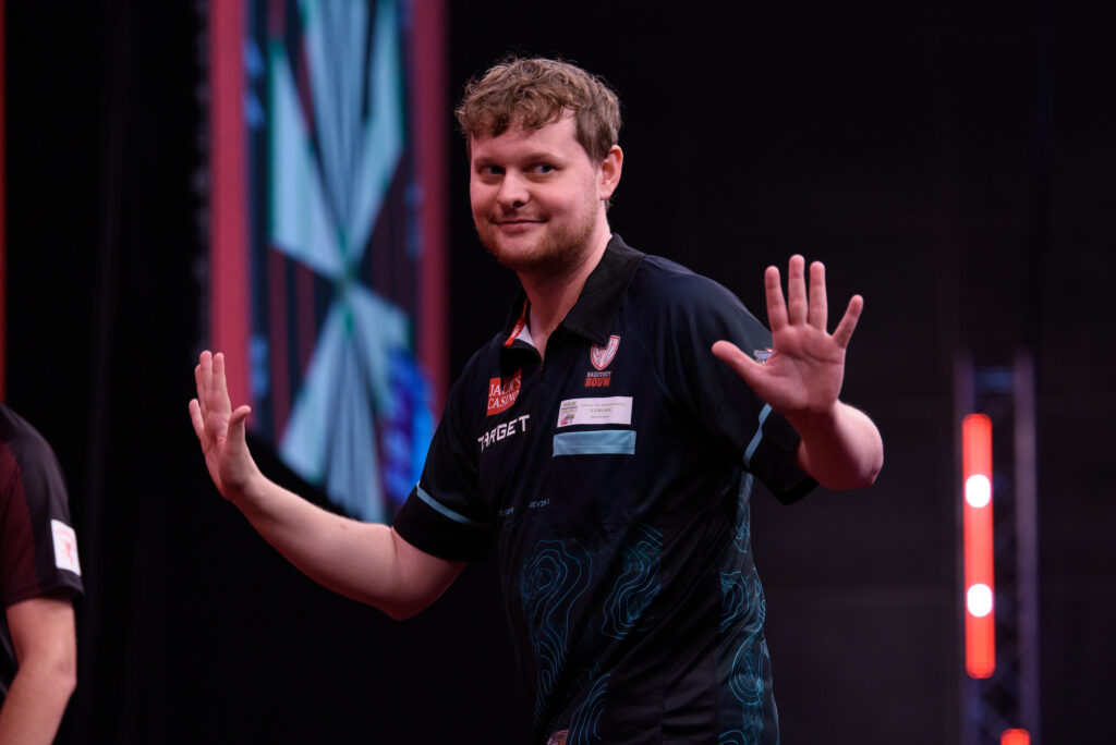 Kevin Doets gewinnt das niederländische Duell gegen Jermaine Wattimena